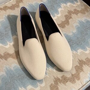 NWOT Women’s Rothy’s Almond Loafers